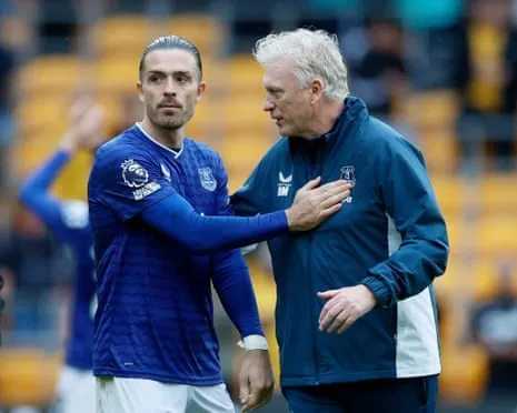 Moyes Boasts Offensive Firepower to Loosen Anfield Curse